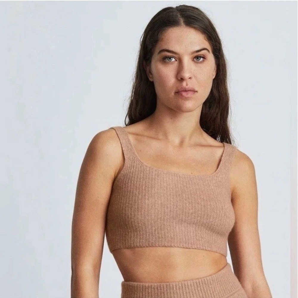 Everlane NWT The Cozy Stretch Tank in Camel Crop Top Size Small Wool